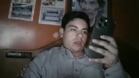 12agus98 online show from September 30, 7:02 am