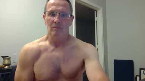 13glanmorfa online show from May 6, 4:46 am