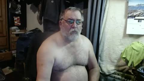 Snapshot of 1dusty60 chatting on February 10, 5:14 am 1dusty60 online show from February 10, 5:14 am