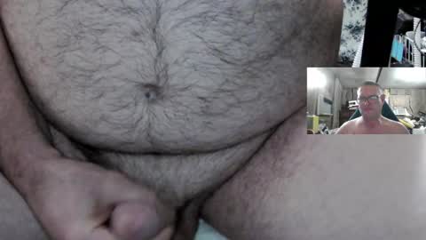 Snapshot of 1isallineed chatting on December 14, 5:58 pm Pussy Slayer online show from December 14, 5:58 pm