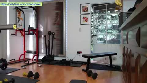 1manshow11 online show from July 19, 1:39 pm
