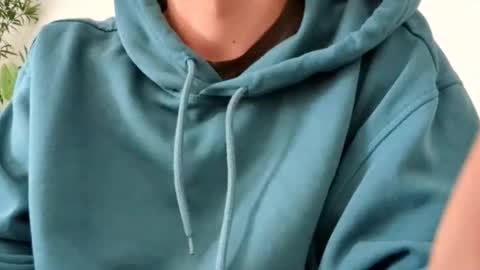 1ne_love online show from December 1, 10:07 am