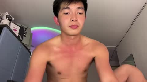 Max online show from February 23, 3:47 pm