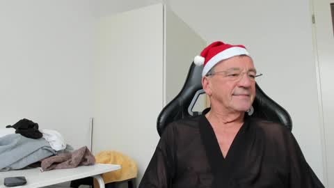Henk online show from December 14, 1:06 pm