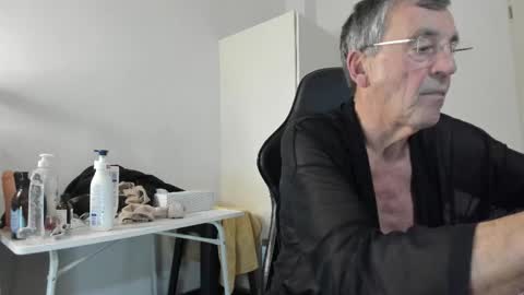 Henk online show from January 15, 5:15 pm