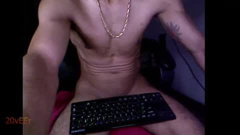 20vertop online show from April 19, 11:40 pm