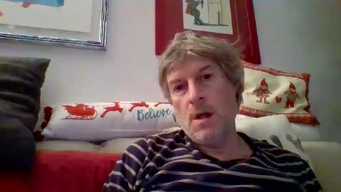 22esserre online show from December 25, 10:05 pm