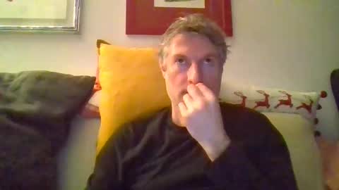 22esserre online show from March 3, 9:12 pm