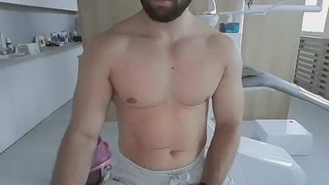 2hot2furious online show from September 21, 3:12 pm