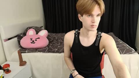 Eleot online show from October 23, 3:26 pm