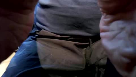 Snapshot of 35cam chatting on September 22, 8:47 am 35cam online show from September 22, 8:47 am