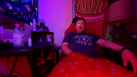 Daddythickdick420 online show from March 3, 3:50 am