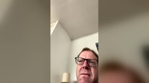 robert online show from March 17, 11:24 am