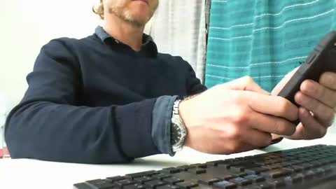 Snapshot of 555tony555 chatting on October 13, 3:12 am 555tony555 online show from October 13, 3:12 am