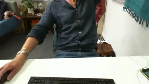 Snapshot of 555tony555 chatting on February 19, 2:23 am 555tony555 online show from February 19, 2:23 am