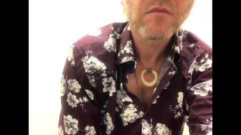 Snapshot of 555tony555 chatting on February 17, 10:47 pm 555tony555 online show from February 17, 10:47 pm