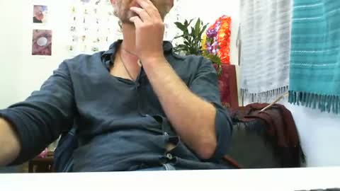 Snapshot of 555tony555 chatting on February 24, 12:52 am 555tony555 online show from February 24, 12:52 am