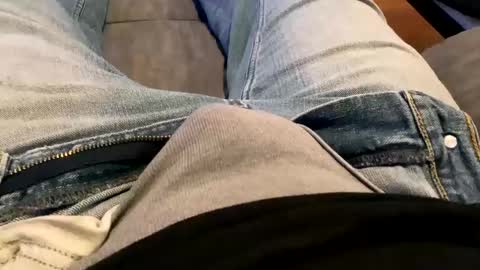 Snapshot of 6inchboytoy chatting on January 21, 12:13 pm 6inchboytoy online show from January 21, 12:13 pm