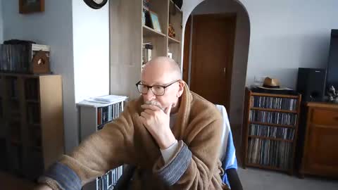  Papi  online show from January 13, 11:36 am