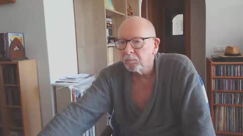  Papi  online show from October 30, 9:44 am