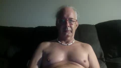 808dred online show from April 21, 9:37 am