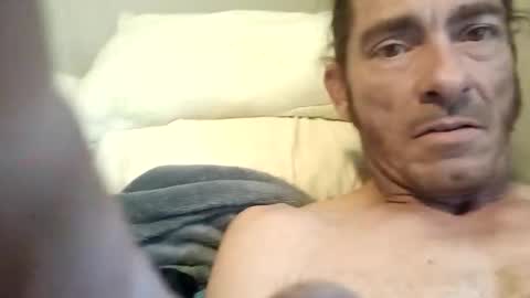 8intenn online show from December 17, 4:24 pm