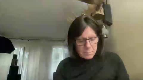  anneonamouse online show from May 14, 1:36 am