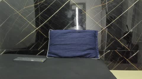 _axel_09 online show from April 9, 5:05 am