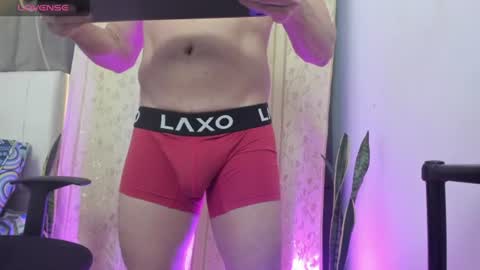 Axel online show from July 11, 12:29 pm