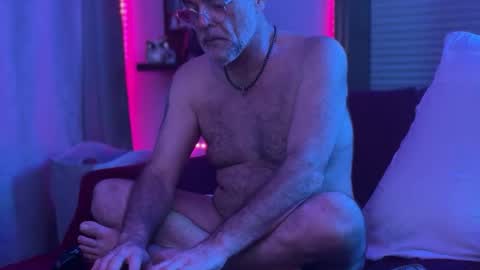 Chupa Bear online show from October 4, 3:28 pm