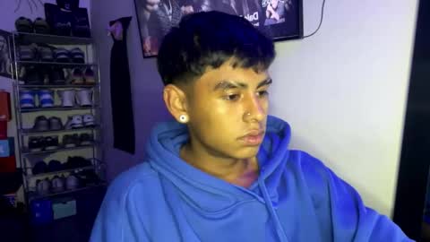 _billowy_ online show from November 14, 4:37 am