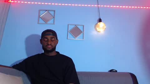 Andrew online show from February 25, 3:07 am