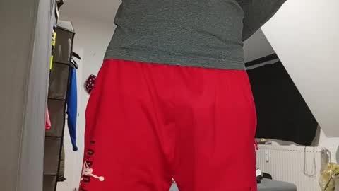 _cam_dude_ online show from April 27, 9:31 pm