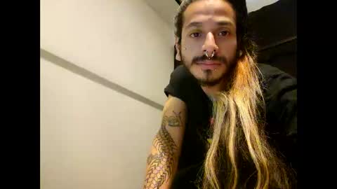 Snapshot of _drew__ chatting on October 27, 4:42 pm _drew__ online show from October 27, 4:42 pm