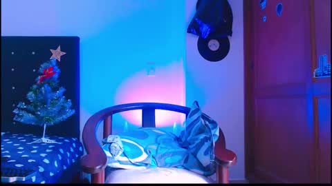 GsusssFeets online show from November 24, 5:25 pm