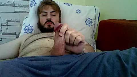  hasanhz.  online show from January 10, 11:20 pm