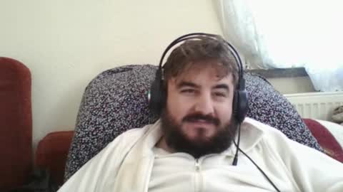  hasanhz.  online show from December 16, 7:04 am