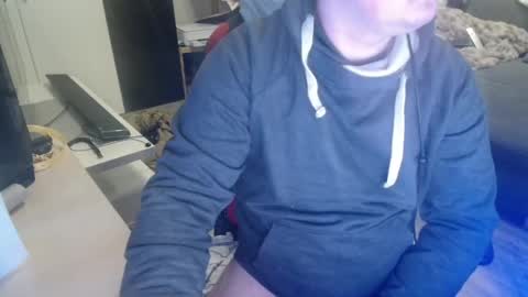 Snapshot of _kitsu_ chatting on February 10, 3:53 pm _kitsu_ online show from February 10, 3:53 pm