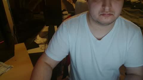 _kitsu_ online show from November 14, 4:08 pm