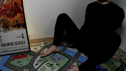 Layne online show from October 6, 8:41 am