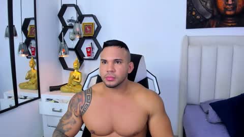 _matthew_santos_ online show from February 10, 12:48 am