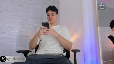 Noah Heyden online show from March 7, 1:29 pm