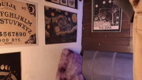 wav online show from September 13, 9:43 am