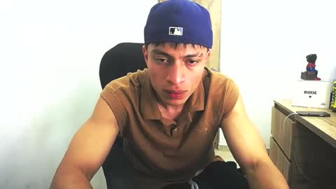 Juan Pablo-independent model online show from July 3, 3:23 am