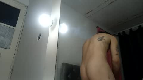 Alejandro Pinzon online show from February 27, 3:58 am