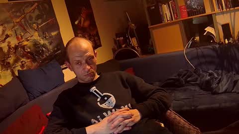 Sven online show from December 4, 11:34 pm