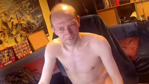 _svenerd_____ online show from April 24, 10:34 pm