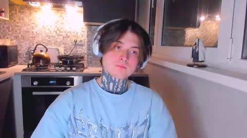 _torfin_ online show from March 8, 12:30 am