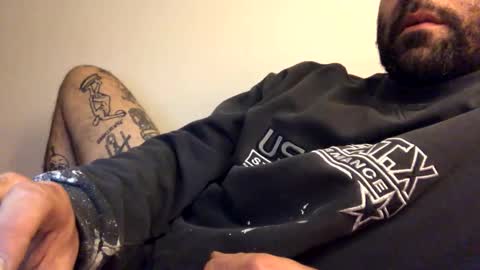 Snapshot of aaaamilano91 chatting on January 22, 1:53 am aceto91 online show from January 22, 1:53 am