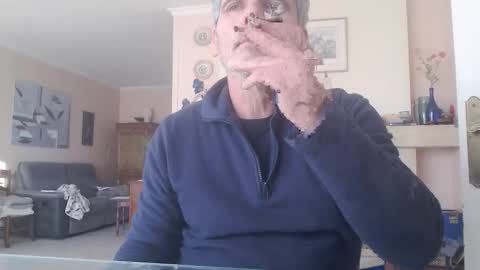 Aalex1717 online show from December 15, 8:55 am